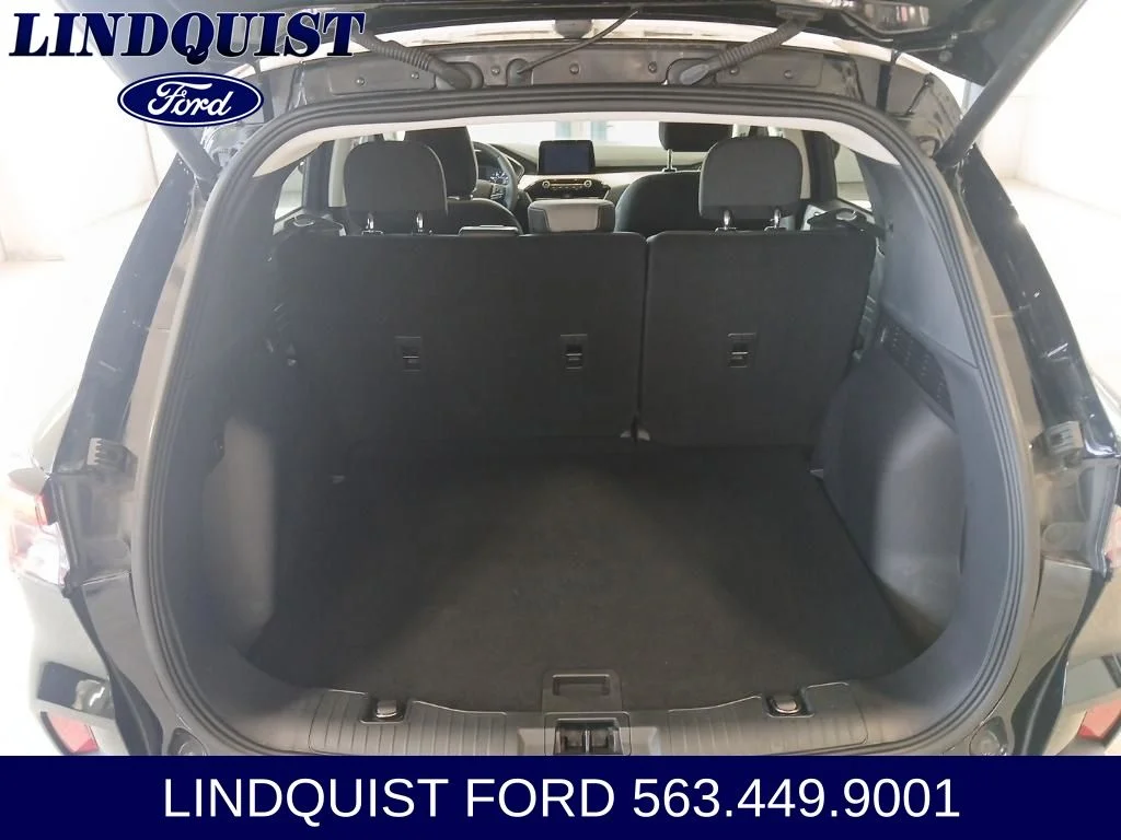 2022 Ford Escape SE - Photo 19
