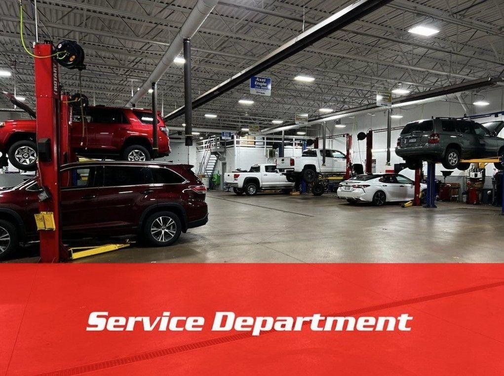 Used 2024 Ice Silver Metallic Subaru Wilderness image 31