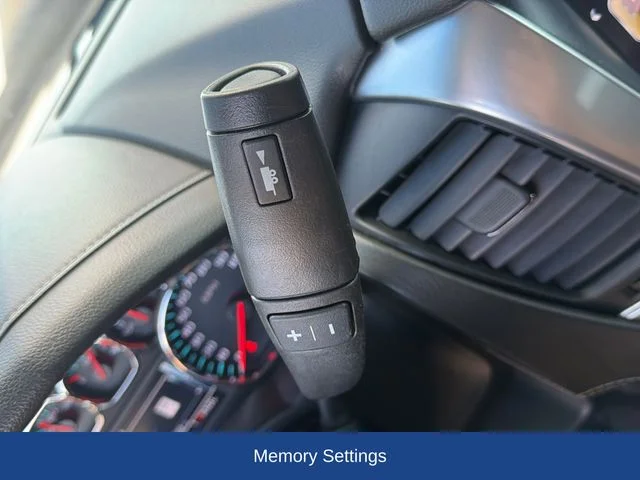 Used 2019 Gray Chevrolet LT image 25