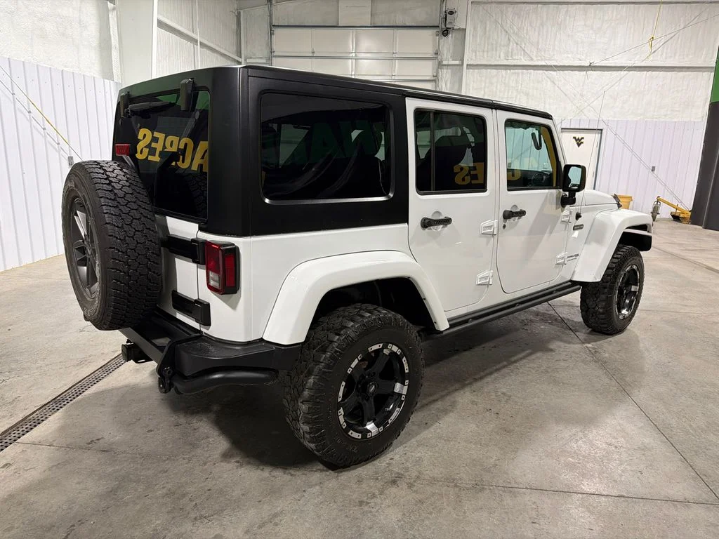 Used 2018 Bright White Clearcoat Jeep Freedom Edition image 6