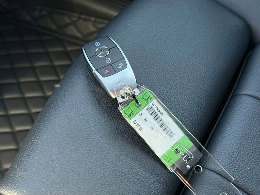 Used 2025  Mercedes-Benz GLA 250 image 37