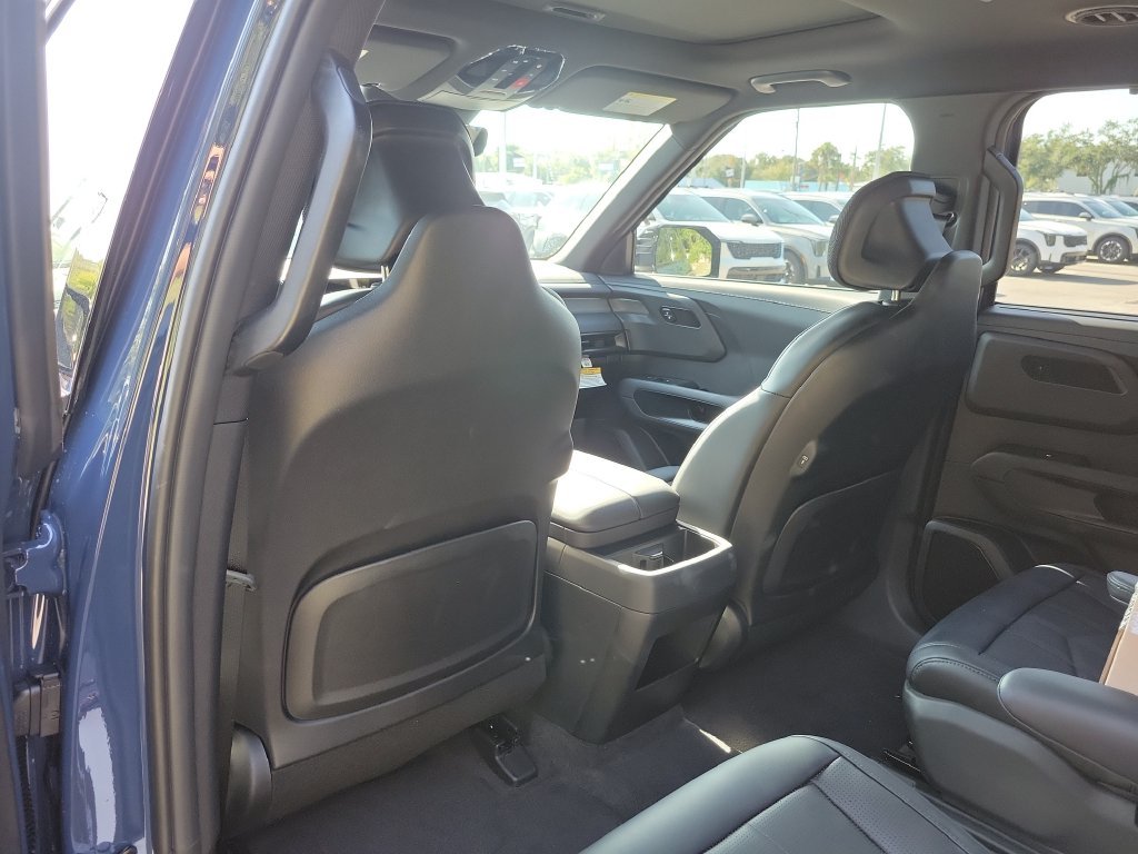 New 2027 Midnight Lake Blue Kia X-LINE SX image 17