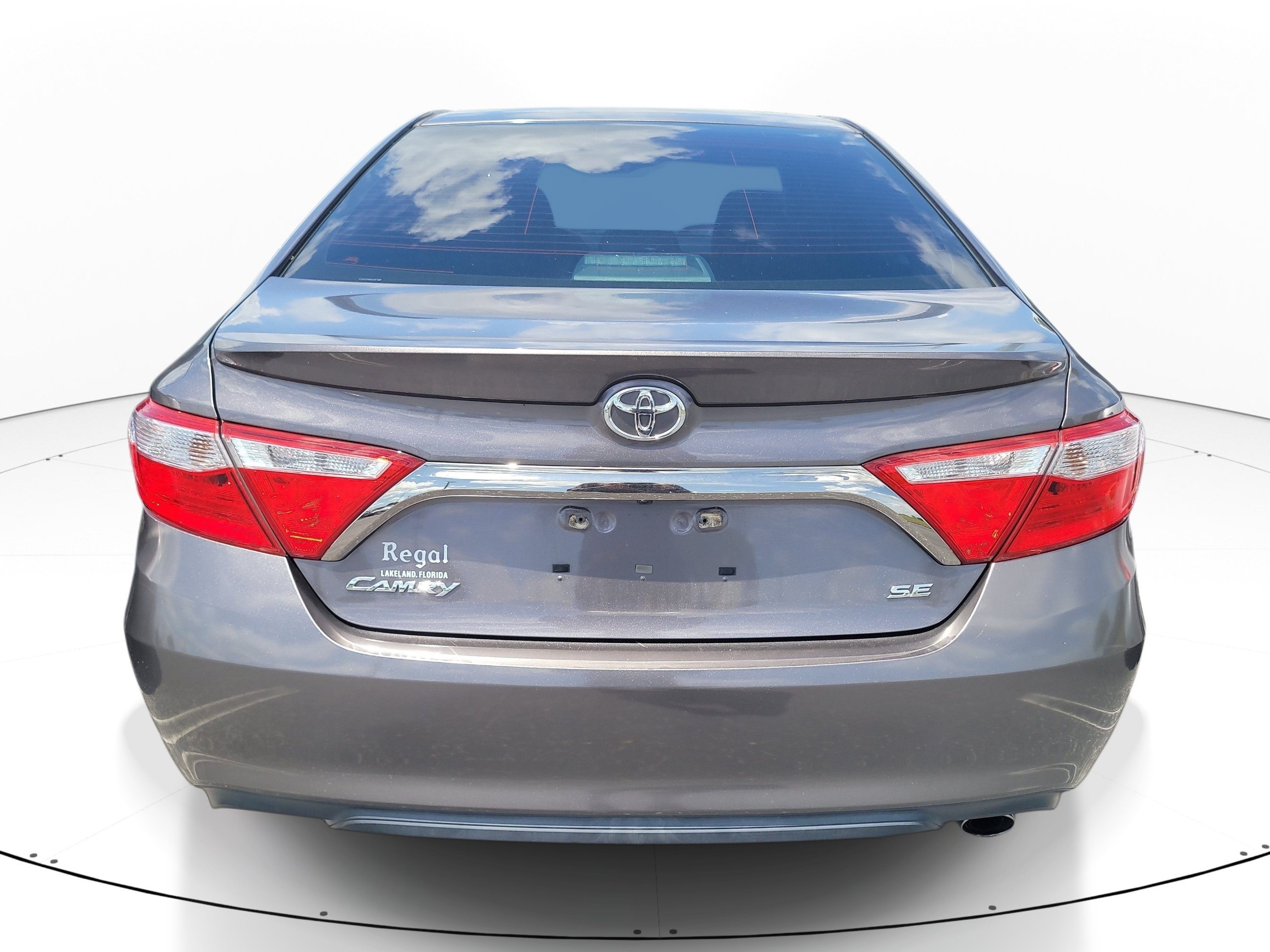 Used 2016 Predawn Gray Mica Toyota XLE image 5