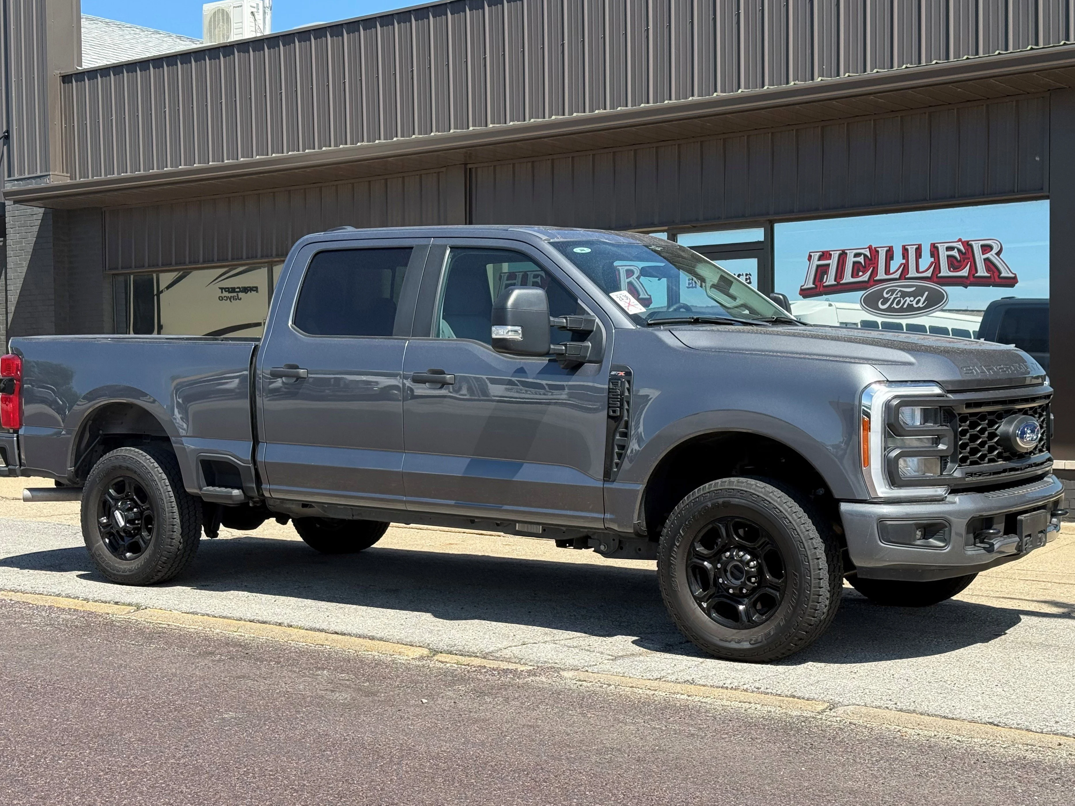 Used 2023 Carbonized Gray Metallic Ford XL image 3
