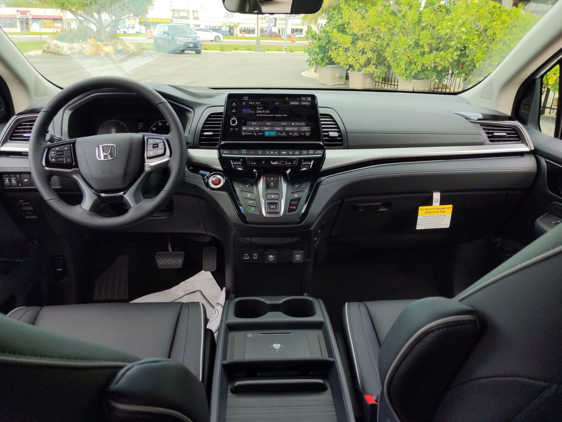 New 2026 Platinum White Pearl Honda Touring image 16