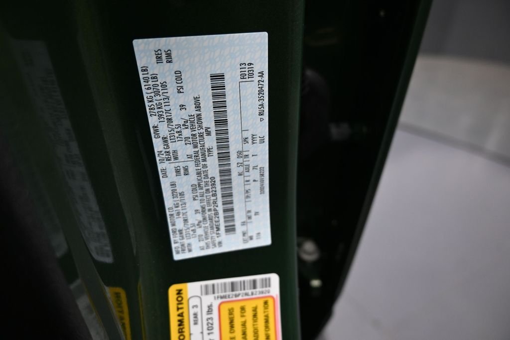 Used 2024 Green Ford Wildtrak image 19