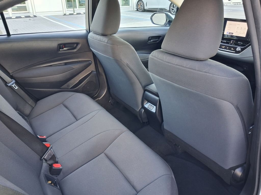 Used 2025 White Toyota LE image 24