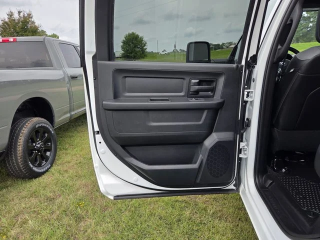 2026 RAM 2500 Tradesman - Photo 29