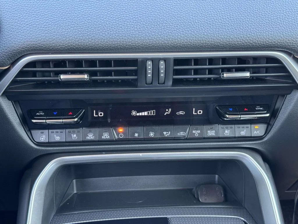 2026 Mazda CX-90 Premium Package - Photo 20