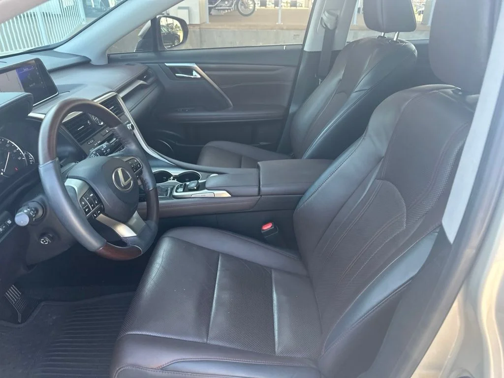 Used 2017 Beige Lexus 350 image 3
