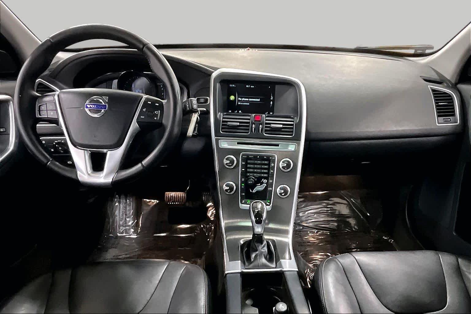 Used 2016 Bright Silver Metallic Volvo T5 Premier image 16