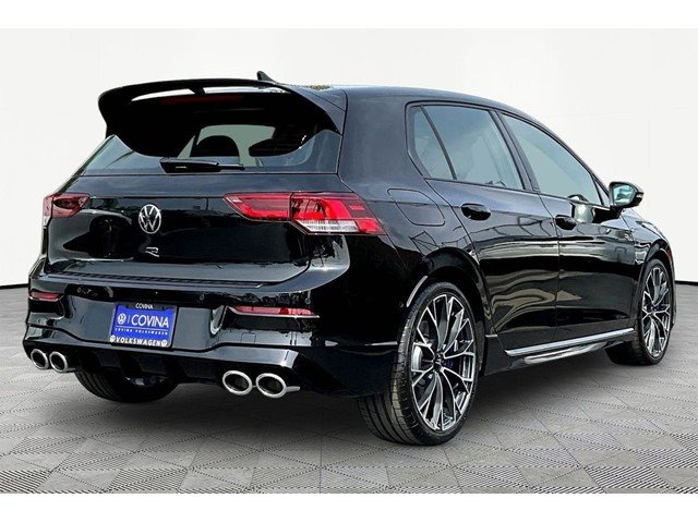 New 2026 Mythos Black Metallic Volkswagen 2.0T image 6