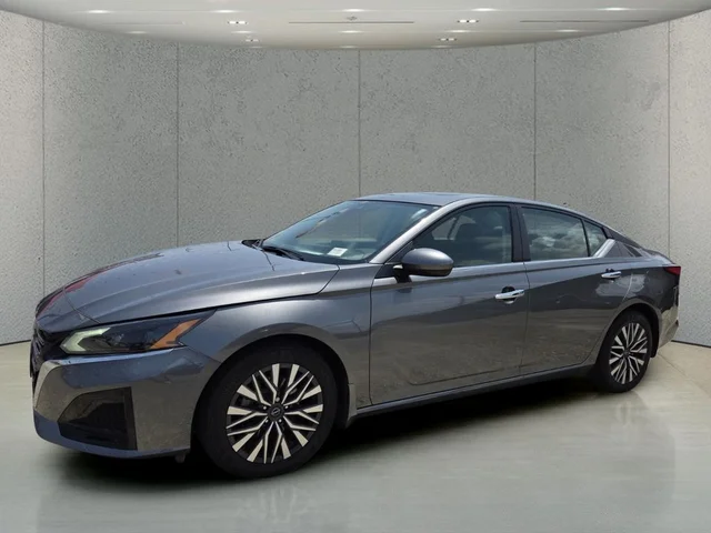 Certified Pre-Owned 2024 Nissan Altima 2.5 SV