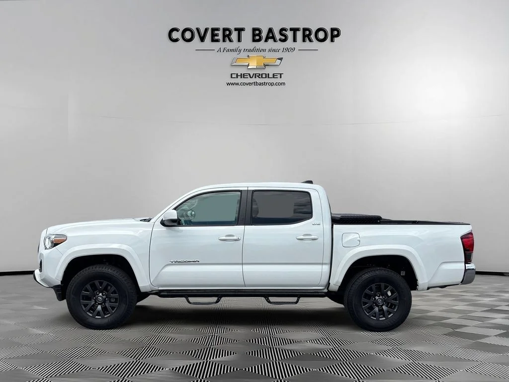 Used 2023 White Toyota SR5 image 4