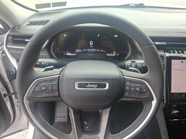 Used 2023 White Jeep Limited image 18