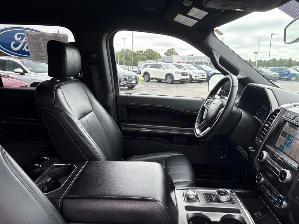 Used 2019 Stone Gray Metallic Ford XLT image 34