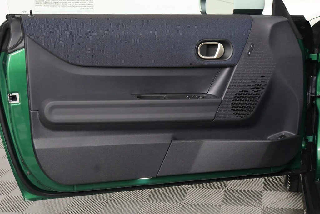 New 2026 British Racing Green MINI Signature Plus image 7
