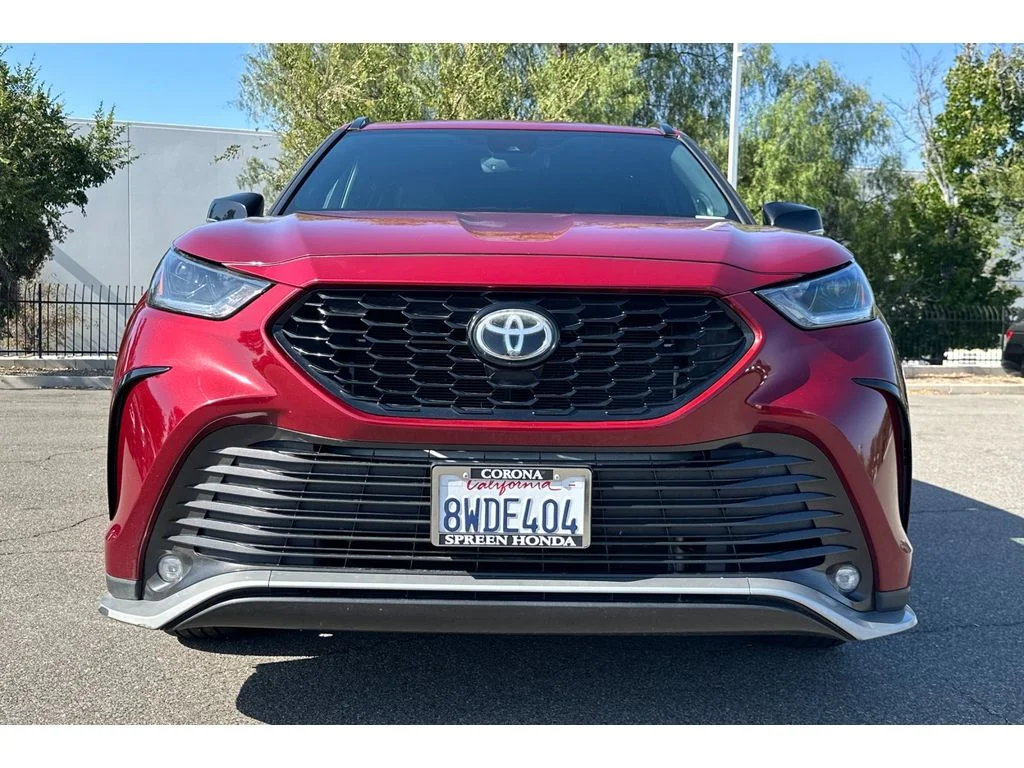 Used 2021 Ruby Flare Pearl Toyota XSE image 9