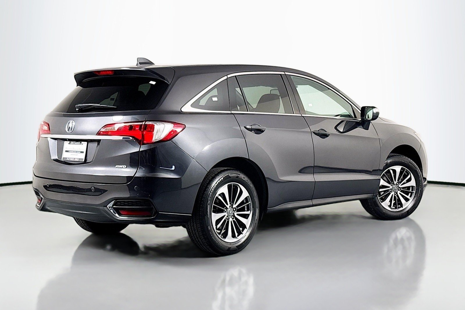 Used 2016 Graphite Luster Metallic Acura Advance Package image 11