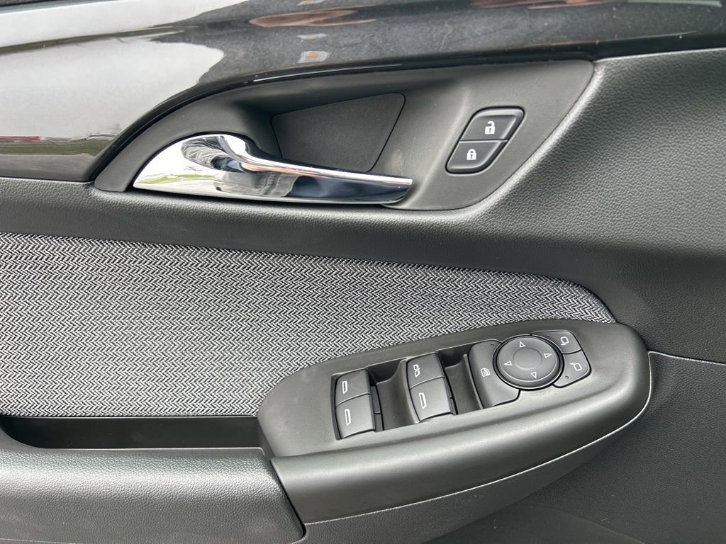 New 2026 Mosaic Black Metallic Chevrolet LT image 16