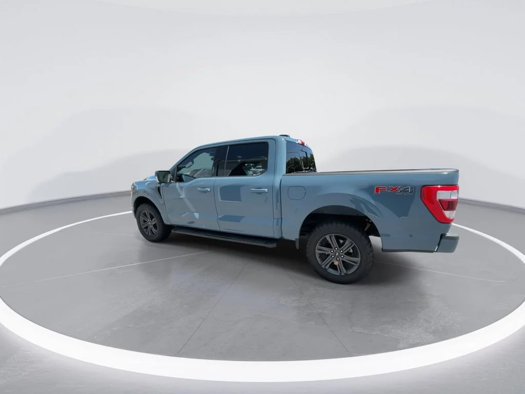 Used 2023 Blue Ford Lariat image 6