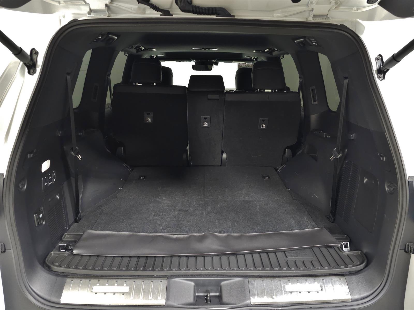 2024 Lexus LX Luxury - Photo 7