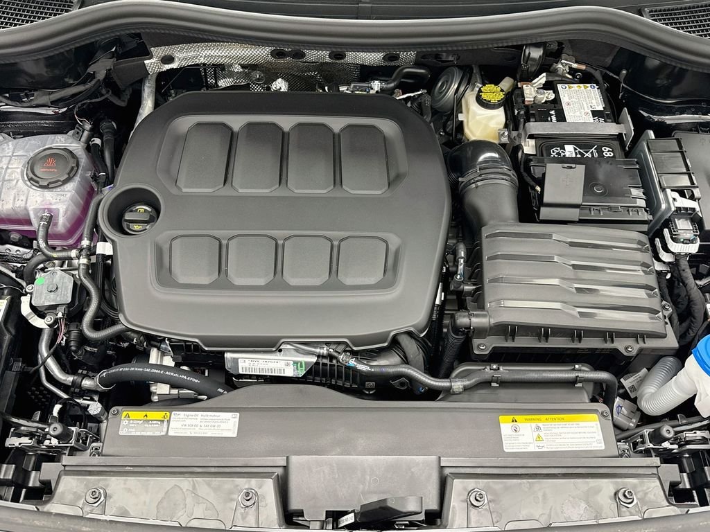 New 2026 Deep Black Pearl Volkswagen SE image 27