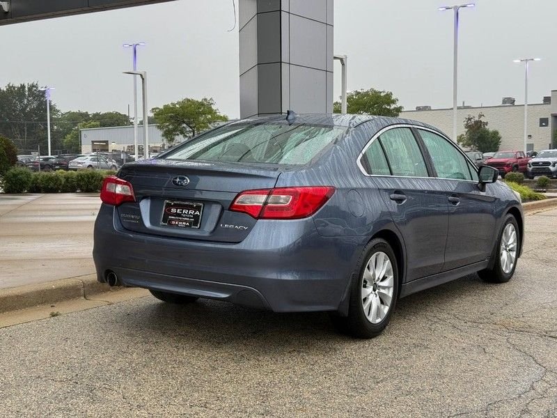 Used 2016 Twilight Blue Metallic Subaru 2.5i image 3