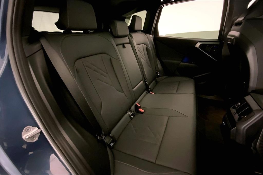 2025 BMW X3 30 - Photo 15