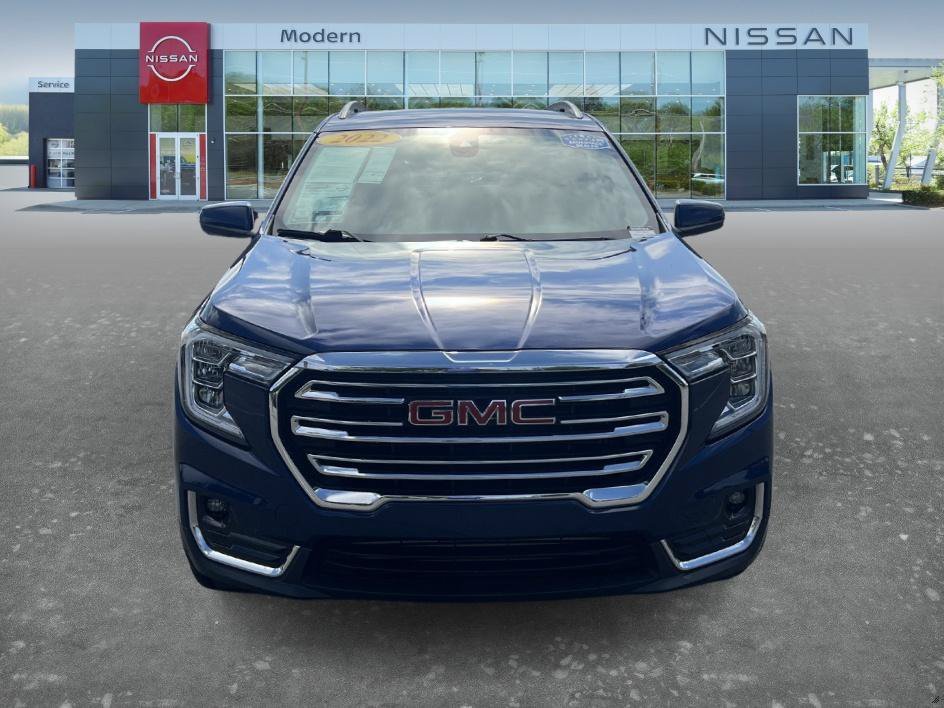 Used 2022 Marine Metallic GMC SLT image 2