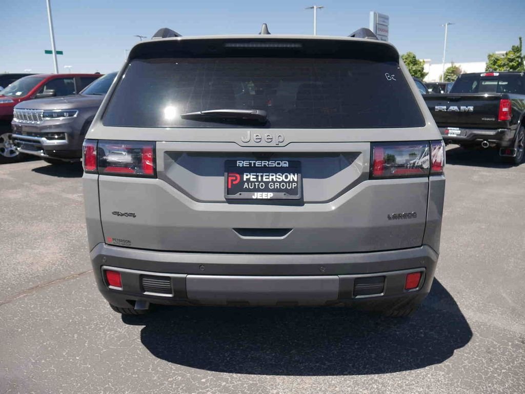 New 2026 Sting-Gray Clearcoat Jeep  image 14