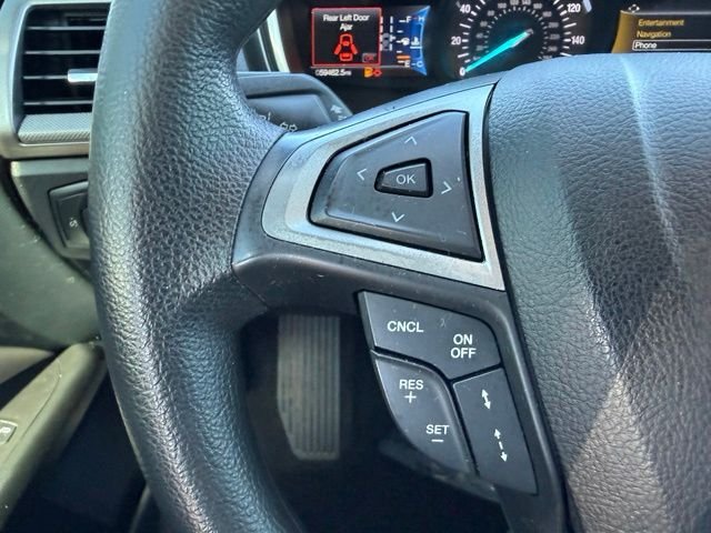 2020 Ford Fusion S - Photo 16
