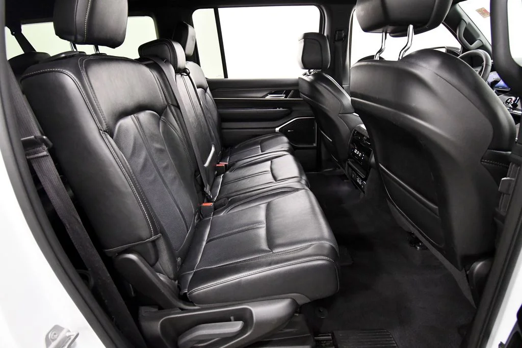 Used 2024 White Jeep Series III image 17