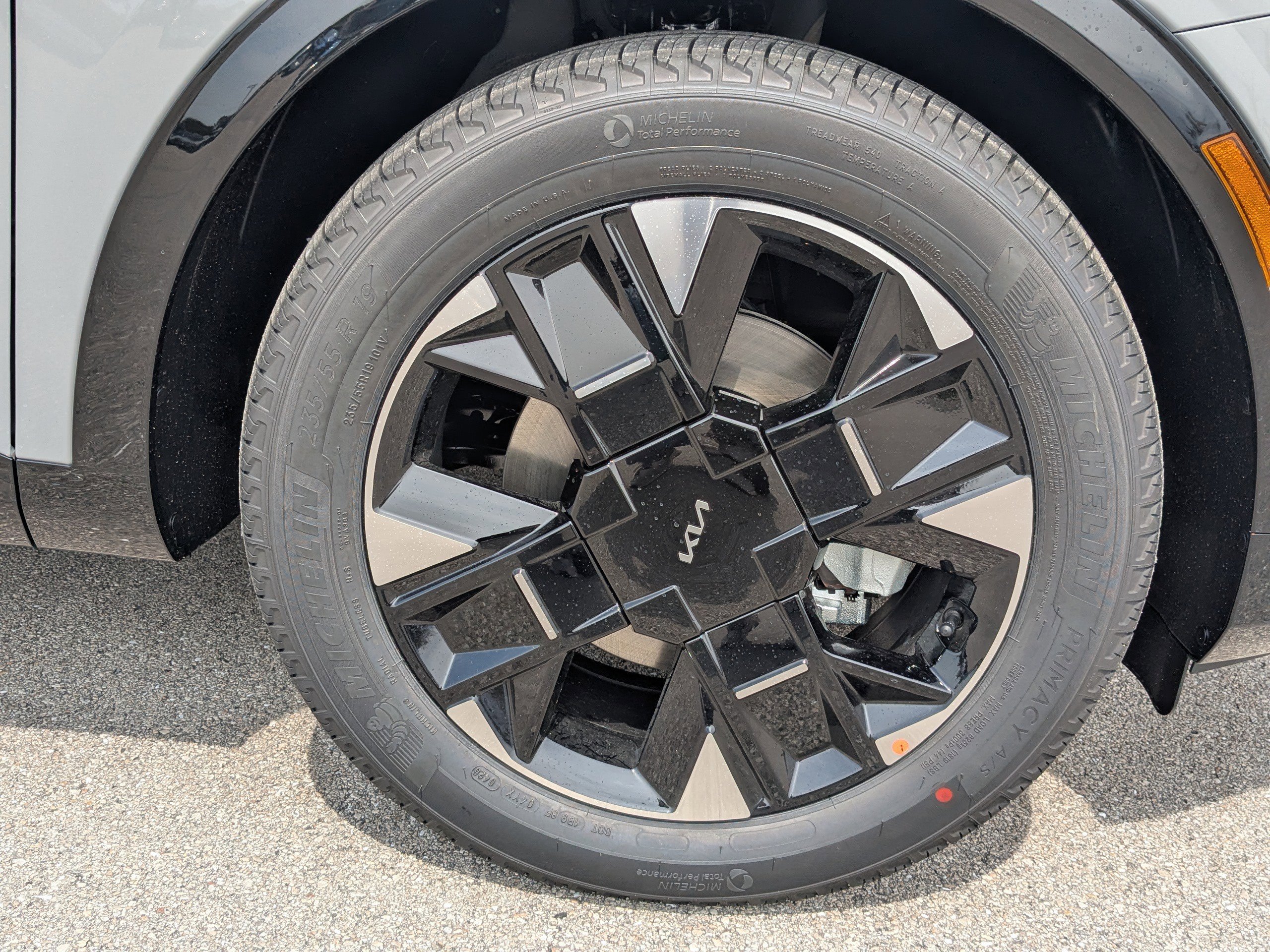 New 2026 Wolf Gray Kia SX Prestige image 11