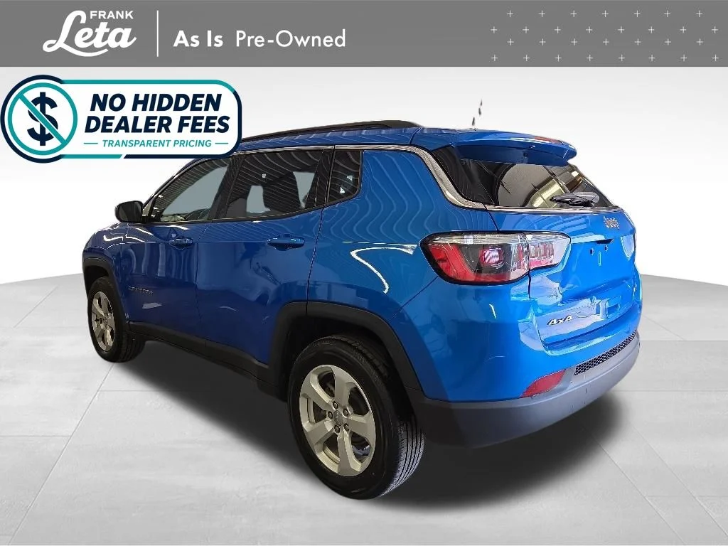 Used 2019 Blue Jeep Latitude image 4