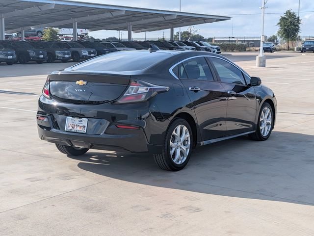 Used 2017 Black Chevrolet Premier image 5