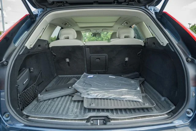 Certified Used 2023 Denim Blue Volvo Ultimate image 10
