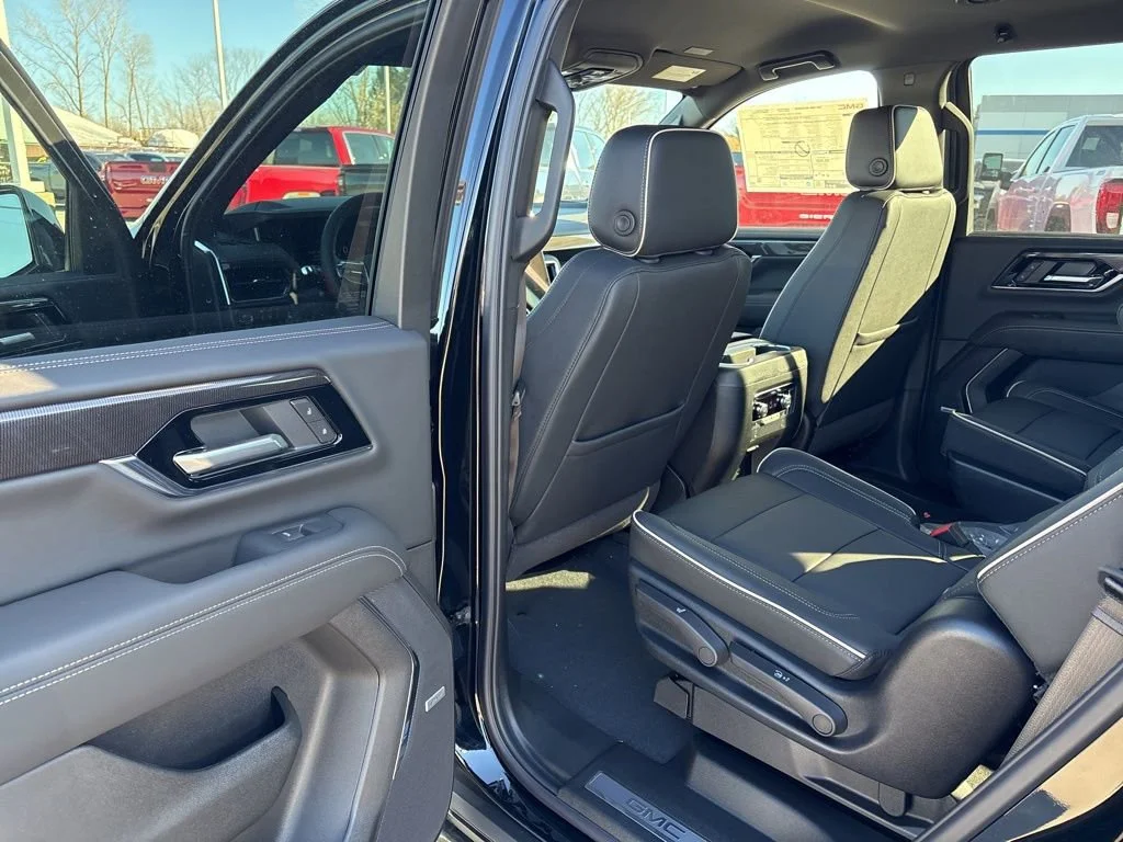 2026 GMC Yukon Elevation - Photo 16