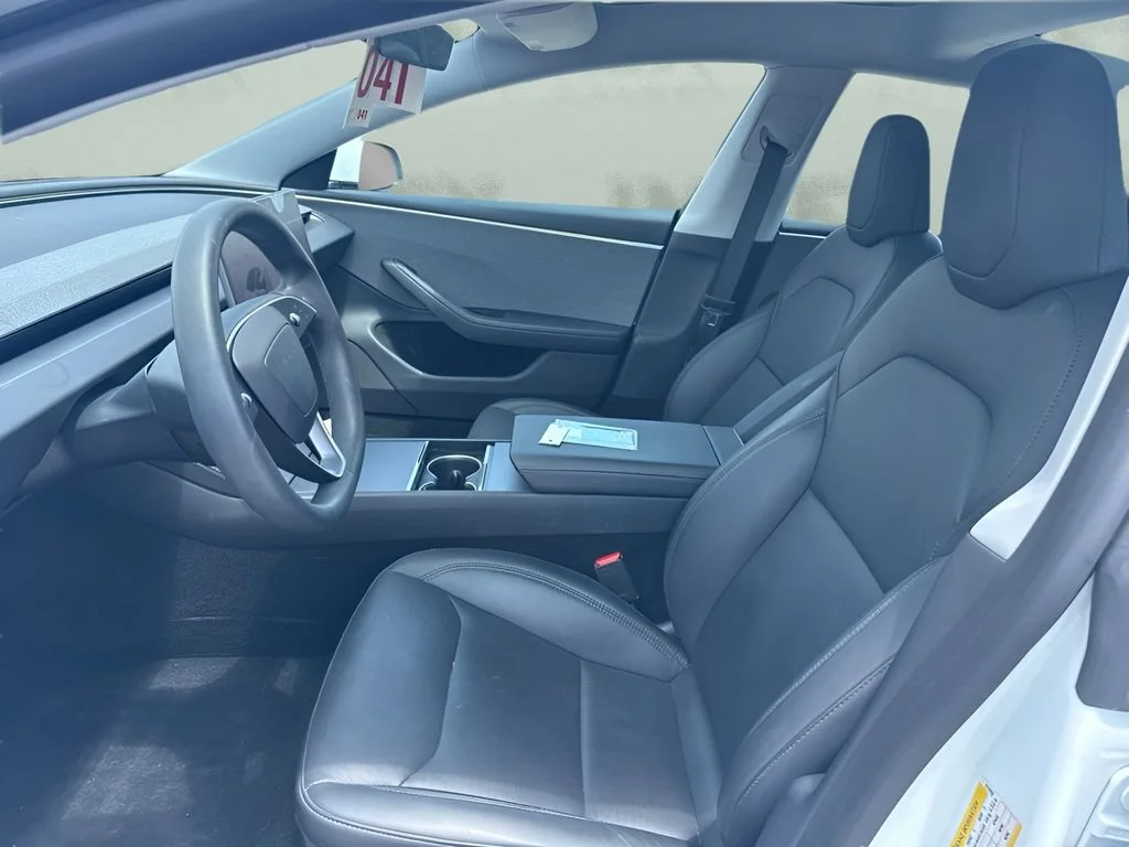 Used 2025 White Tesla Long Range image 7