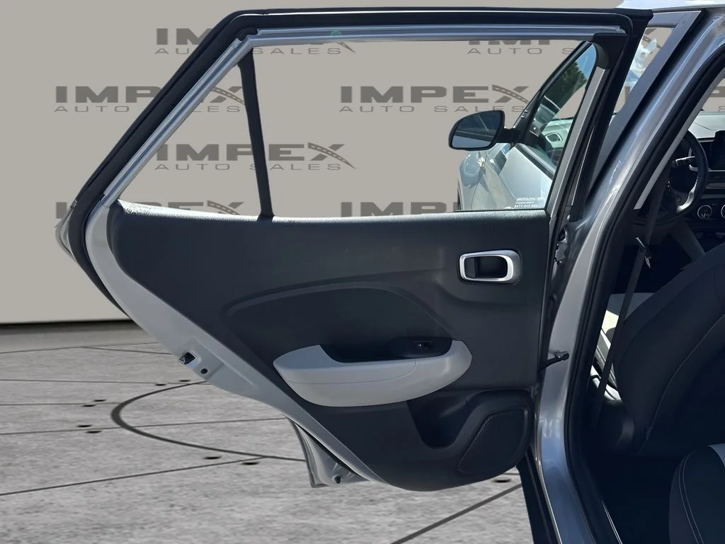 Used 2025 Silver Hyundai SEL image 25