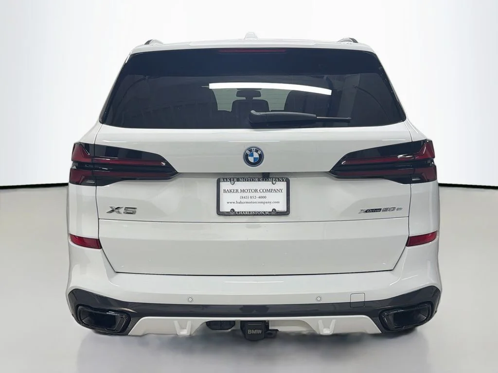Used 2024 Alpine White BMW xDrive50e image 10