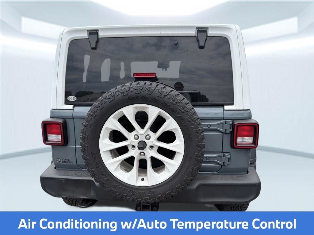 Used 2024 Gray Jeep Sport S image 8