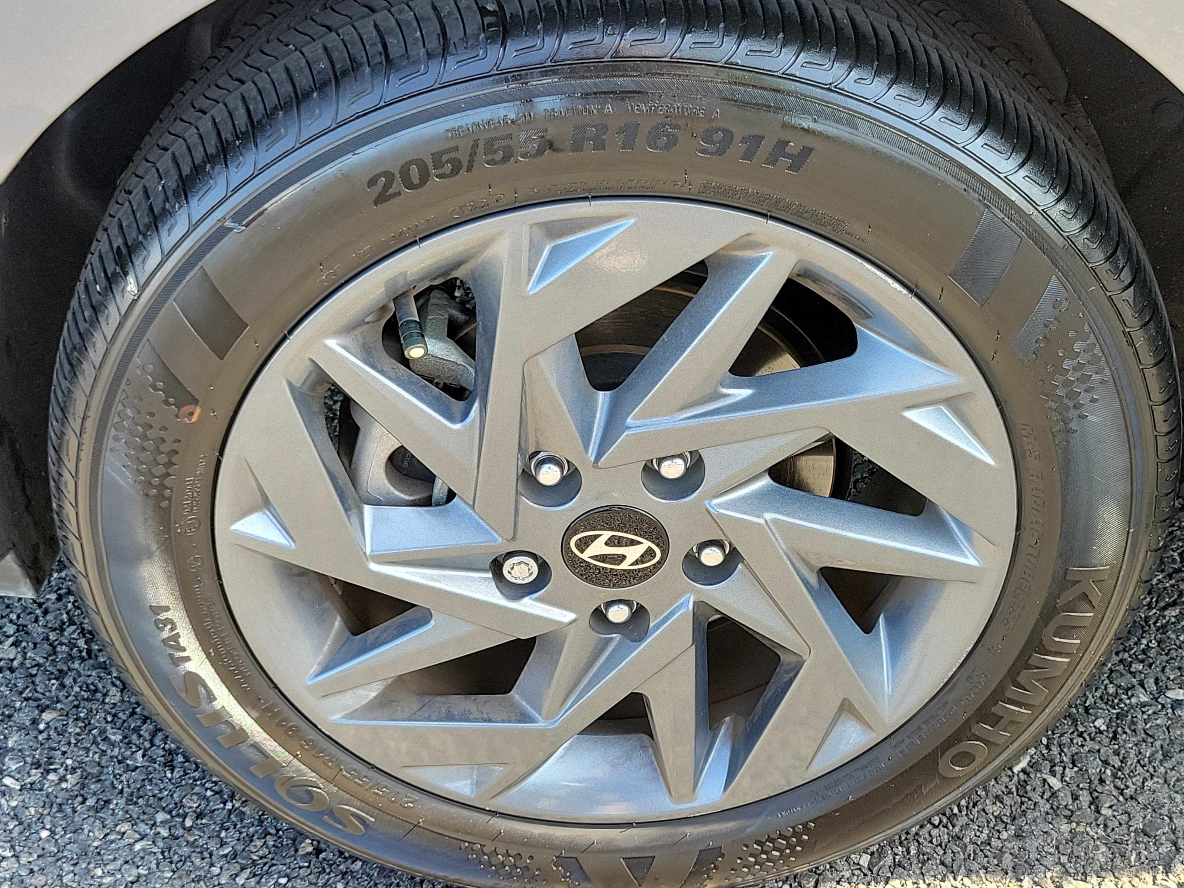 2024 Hyundai Elantra SEL - Photo 23