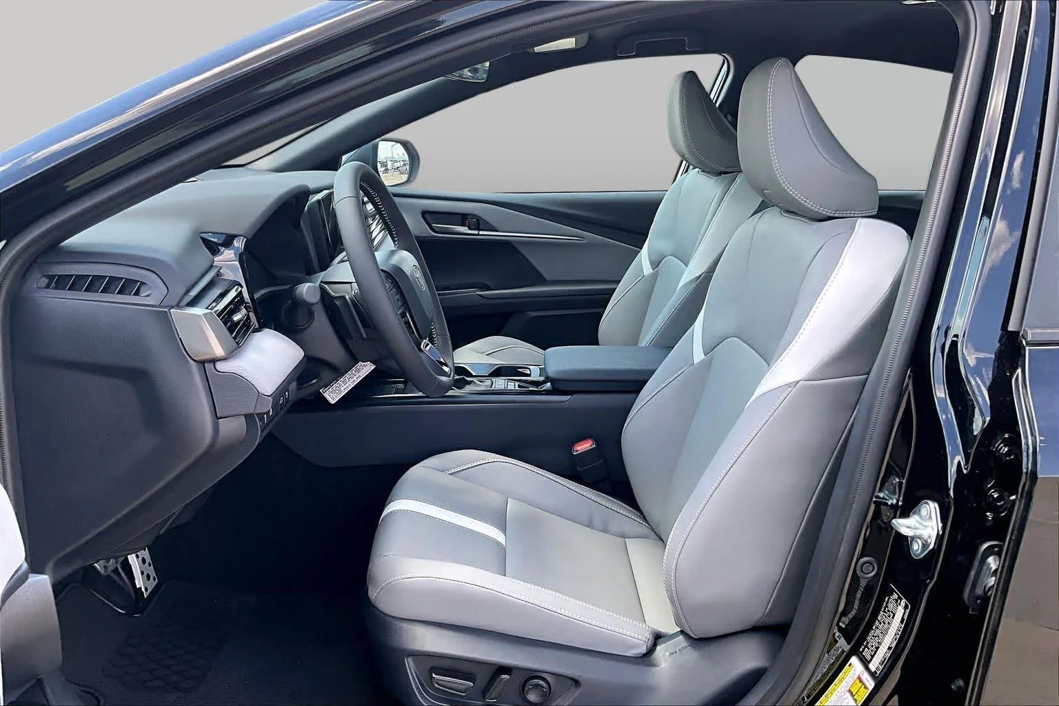 New 2026 Midnight Black Metallic Toyota SE image 9