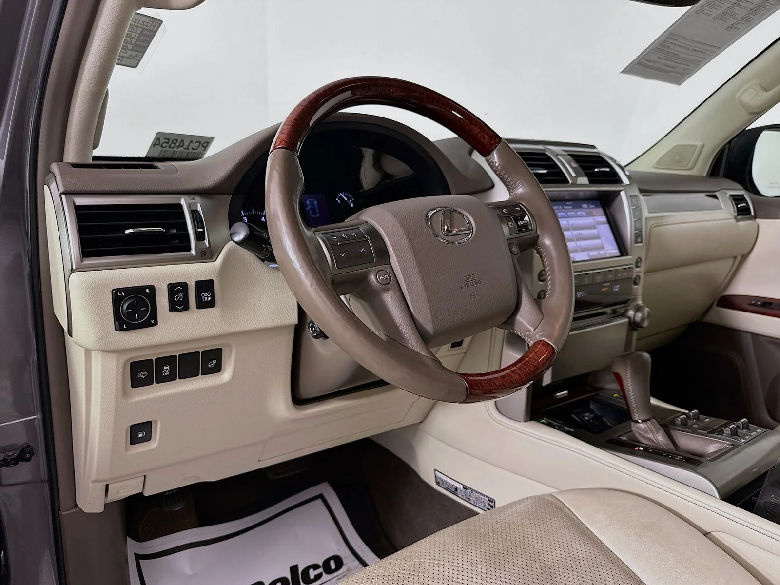 Used 2013 Knights Armor Pearl Lexus 460 Premium image 11