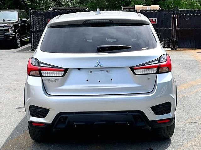 Used 2024 Silver Mitsubishi 2.0 SE image 4
