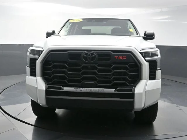 Used 2024  Toyota  image 2