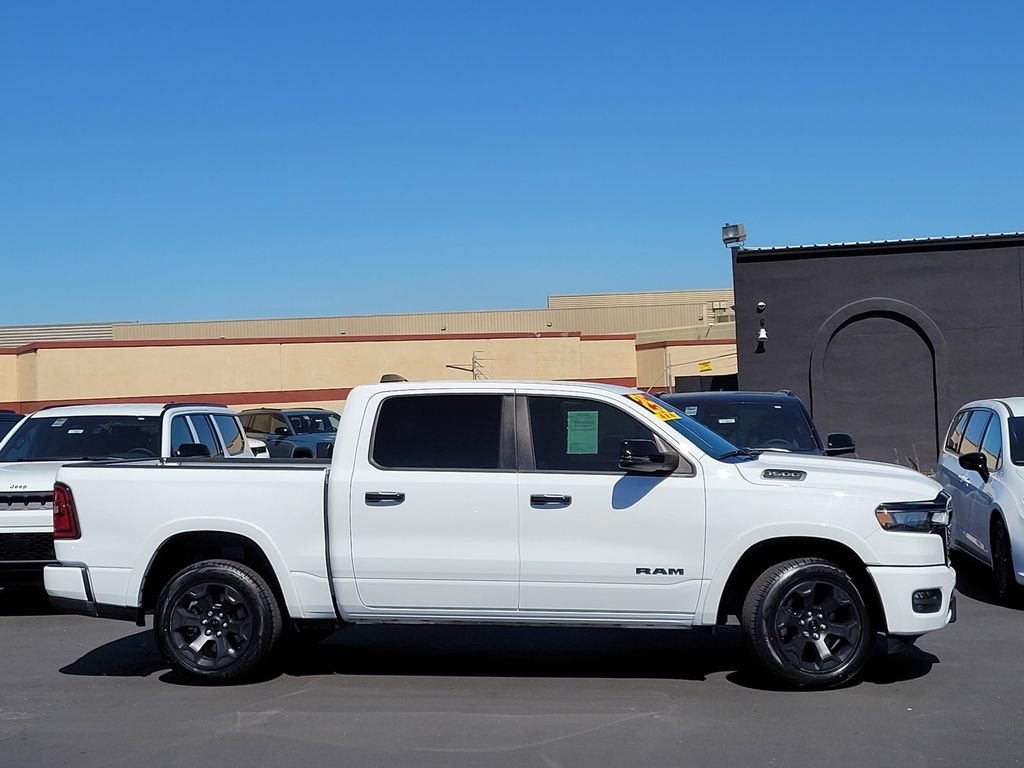 Used 2025 White Ram Big Horn/Lone Star image 3
