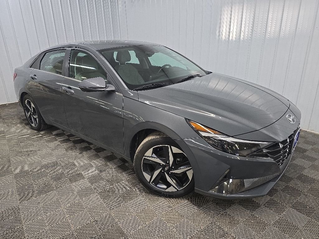 Used 2023 Gray Hyundai Limited image 7