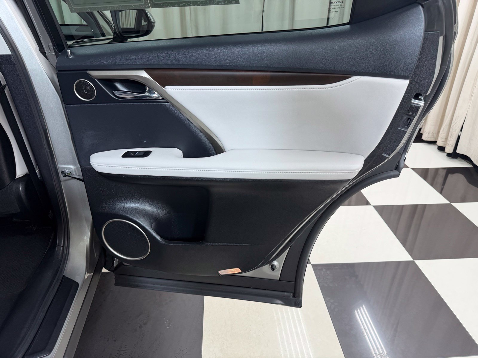 Used 2022 Silver Lexus 350 image 29